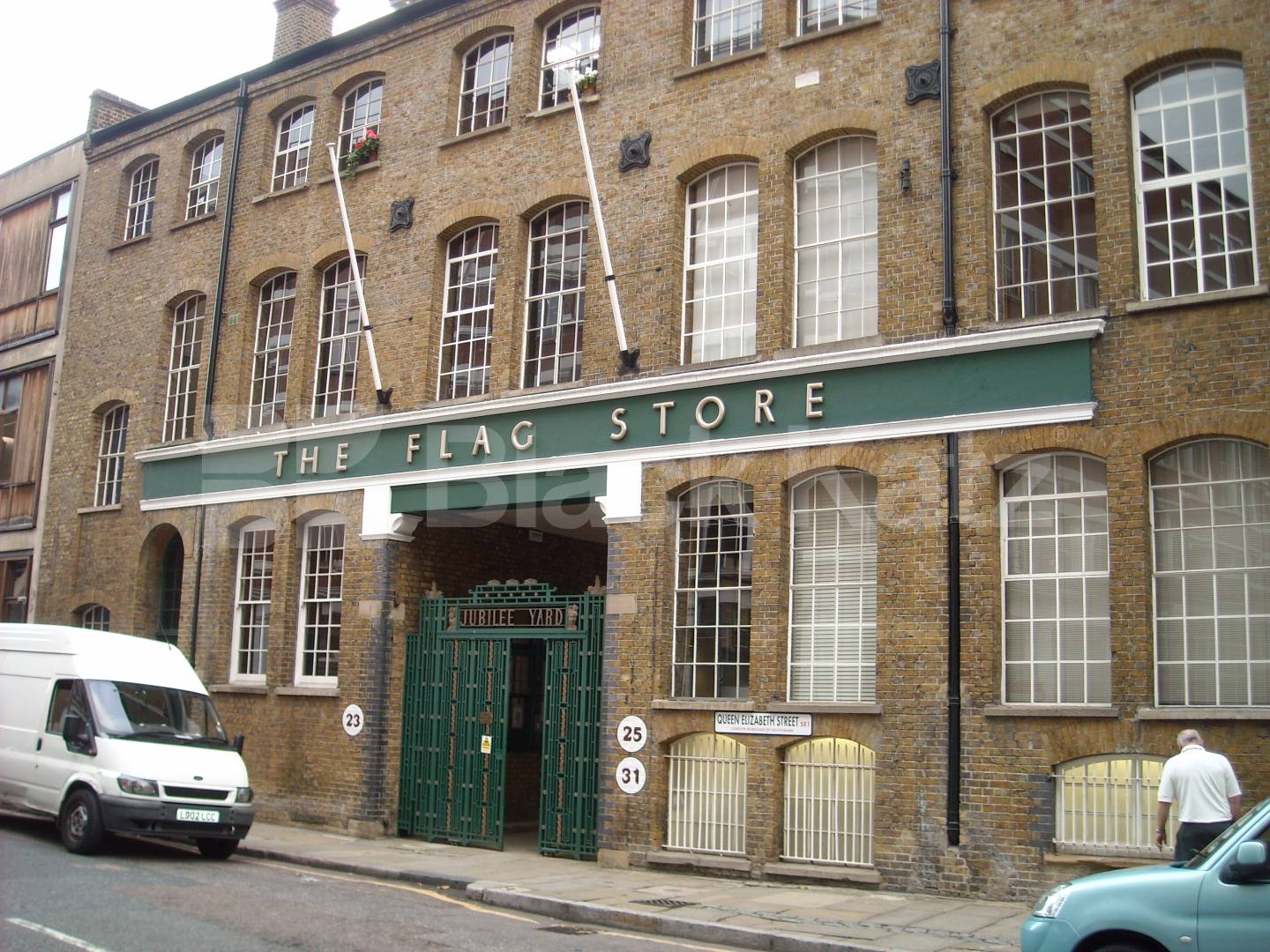 			NEW INSTRUCTION , 1 Bedroom, 1 bath, 1 reception Penthouse			 The Flag Store, Queen Elizabeth Street, Shad Thames